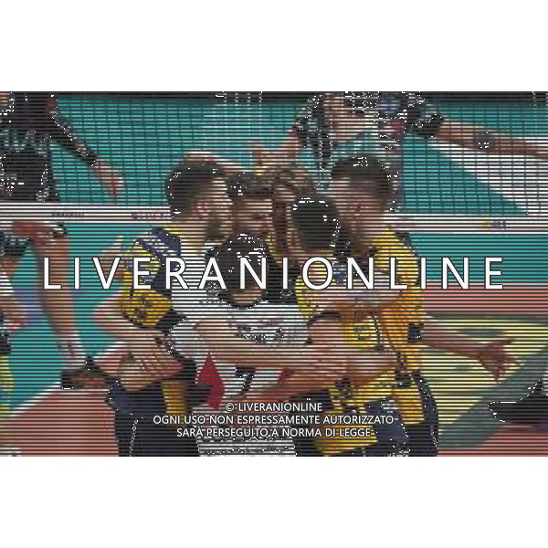 Campionato di Volley Superlega Serie A 2019/2020 Perugia, Italia 15/12/2019 Sir Safety Conad Perugia vs Leo Shoes Modena Nella foto: leo shoes modena esulta FOTO LORIS CERQUIGLINI-ALESSIO MARINI-AG ALDO LIVERANI SAS