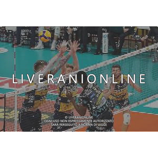 Campionato di Volley Superlega Serie A 2019/2020 Perugia, Italia 15/12/2019 Sir Safety Conad Perugia vs Leo Shoes Modena Nella foto: wilfredo leon venero (n.9 schiacciatore sir safety conad perugia) schiaccia FOTO LORIS CERQUIGLINI-ALESSIO MARINI-AG ALDO LIVERANI SAS