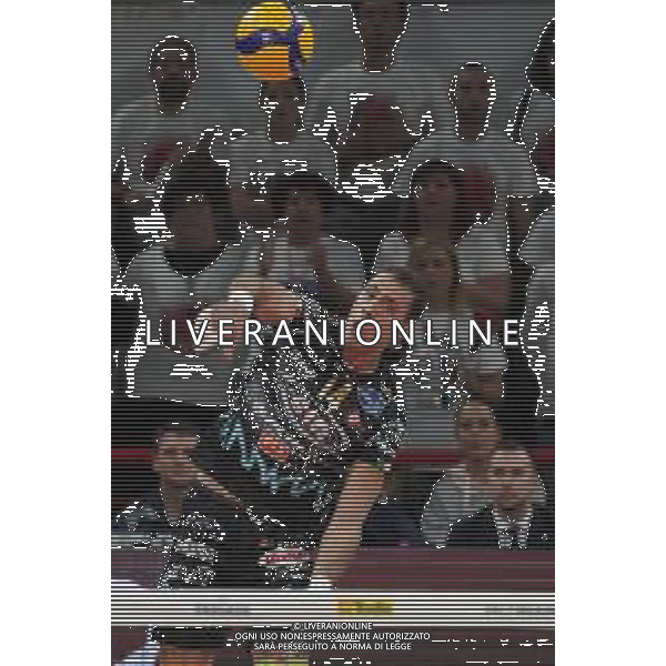 Campionato di Volley Superlega Serie A 2019/2020 Perugia, Italia 15/12/2019 Sir Safety Conad Perugia vs Leo Shoes Modena Nella foto: aleksandar atanasijevic (n.14 opposto sir safety conad perugia) alla battuta FOTO LORIS CERQUIGLINI-ALESSIO MARINI-AG ALDO LIVERANI SAS