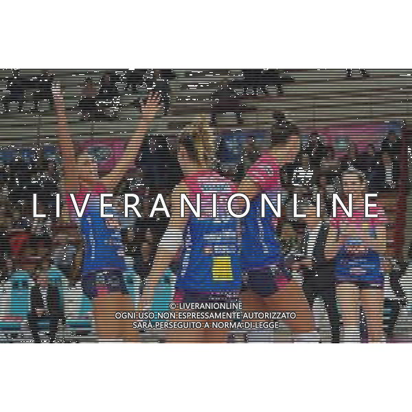 Campionato di Volley Serie A1 Femminile 2019/2020 Cuneo, Italia 15/12/2019 Igor Gorgonzola Novara vs Bartoccini Fortinfissi Perugia Nella foto: Esultanza Igor Novara, Elitsa Vasileva, 16 (Igor Gorgonzola Novara) FOTO SALVO BARBAGALLO-ALESSIO MARINI-AG ALDO LIVERANI SAS