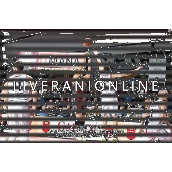 Basket EuroCup 2019/2020 Venezia, Italia 18/12/2019 Umana Reyer Venezia vs Rytas Vilnius Nella foto: Tiro a canestro di Stefano Tonut (Umana Reyer Venezia) FOTO ALFIO GUARISE-ALESSIO MARINI-AG ALDO LIVERANI SAS