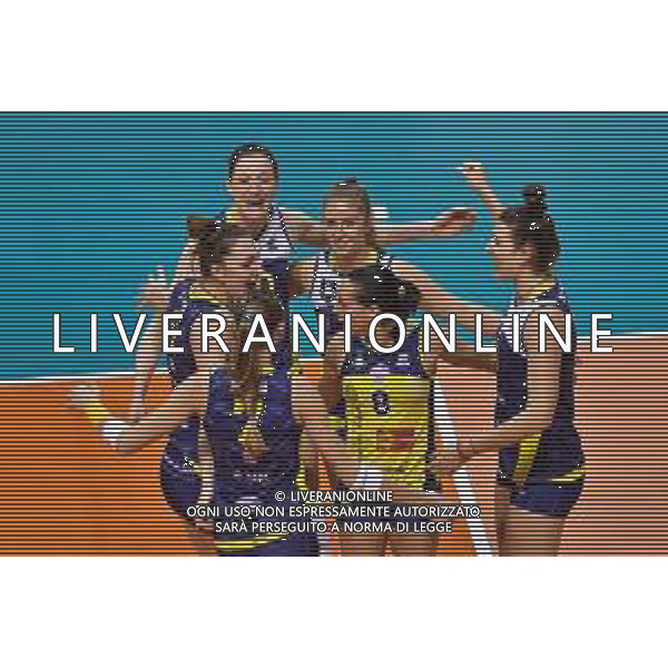 Volley Champions League Women 2019/2020 Siena, Italia 18/12/2019 Savino Del Bene Scandicci vs Nova KBM Branik Maribor Nella foto: Esultanza Savino Del Bene Scandicci FOTO LISA GUGLIELMI-ALESSIO MARINI-AG ALDO LIVERANI SAS