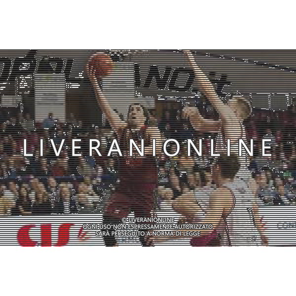 Basket EuroCup 2019/2020 Venezia, Italia 18/12/2019 Umana Reyer Venezia vs Rytas Vilnius Nella foto: Ariel Filloy (Umana Reyer Venezia) a canestro in sottomano FOTO ALFIO GUARISE-ALESSIO MARINI-AG ALDO LIVERANI SAS
