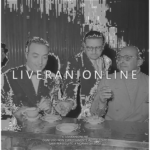 RETROSPETTIVA FESTIVAL DI NAPOLI 1954, Secondo festival della canzone napoletana Teatro Delle Palme Napoli 20-22 maggio 1954 Nella foto Gino Latilla ©Archivio Giovanni Liverani /AGENZIA ALDO LIVERANI SAS
