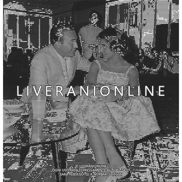 RETROSPETTIVA FESTIVAL DI NAPOLI 1955, Terzo festival della canzone napoletana Teatro Mediterraneo Napoli 16-18 giugno 1955 Nella foto Gino Latilla, ©Archivio Giovanni Liverani /AGENZIA ALDO LIVERANI SAS