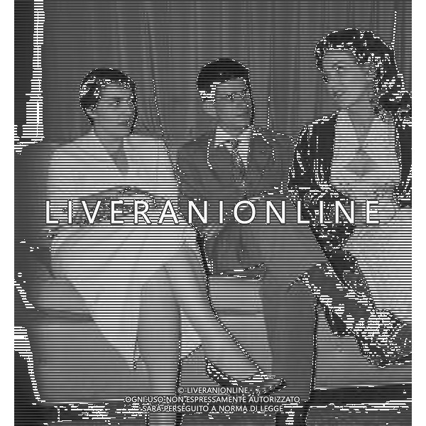 RETROSPETTIVA FESTIVAL DI NAPOLI 1955, Terzo festival della canzone napoletana Teatro Mediterraneo Napoli 16-18 giugno 1955 ©Archivio Giovanni Liverani /AGENZIA ALDO LIVERANI SAS