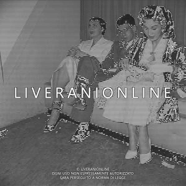 RETROSPETTIVA FESTIVAL DI NAPOLI 1955, Terzo festival della canzone napoletana Teatro Mediterraneo Napoli 16-18 giugno 1955 ©Archivio Giovanni Liverani /AGENZIA ALDO LIVERANI SAS