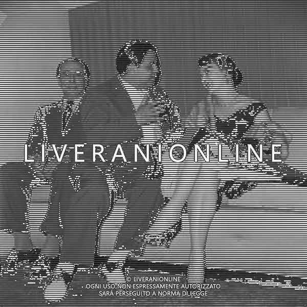 RETROSPETTIVA FESTIVAL DI NAPOLI 1955, Terzo festival della canzone napoletana Teatro Mediterraneo Napoli 16-18 giugno 1955 ©Archivio Giovanni Liverani /AGENZIA ALDO LIVERANI SAS