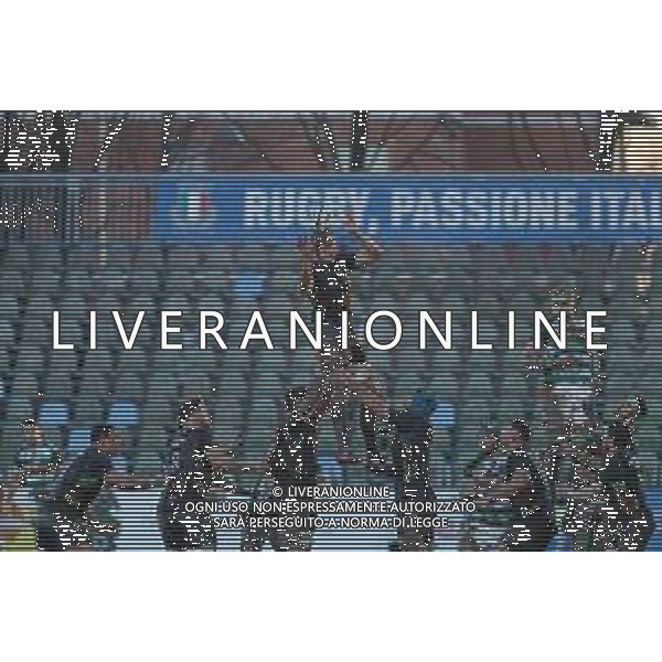 Rugby Guinness Pro 14 2019/2020 Parma, Italia 21/12/2019 Zebre Rugby vs Benetton Nella foto: Ian Negle (Zebre) recupera la palla in touche contro il Benetton foto massimiliano carnabuci-alessio marini-ag aldo liverani sas