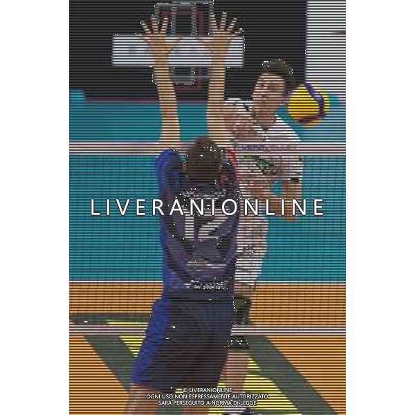 Campionato di Volley Superlega Serie A 2019/2020 Monza, Italia 21/12/2019 Vero Volley Monza vs Kioene Padova Nella foto: schiacciata di Alberto Polo (Kioene Padova) FOTO ELISA CALABRESE-ALESSIO MARINI-AG ALDO LIVERANI SAS