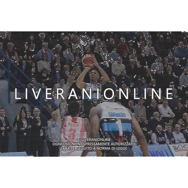 Campionato di Basket Serie A 2019/2020 Cremona, Italia 21/12/2019 Vanoli Cremona vs Openjobmetis Varese Nella foto: Richardson Malachi della Vanoli Cremona al tiro FOTO MATTEO CASONI-ALESSIO MARINI-AG ALDO LIVERANI SAS