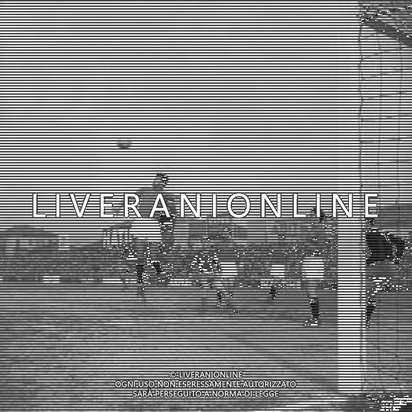 17-03-1957 ALESSANDRIA-CAMPIONATO DI CALCIO SERIE B ALESSANDRIA COMO 3-3 NELLA FOTO AZIONE DI GIOCO AG ALDO LIVERANI SAS