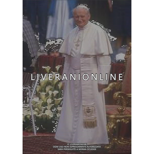 KAROL WOJTYLA, Sua Santita\' Papa Giovanni Paolo II, Vescovo di Roma, Citta\' del Vaticano. Fu eletto Papa il 16 ottobre 1978 - RETROSPETTIVA Nella foto durante la Visita Pastorale a Verona il 17.04.1988 ©Archivio Giovanni Liverani/AGENZIA ALDO LIVERANI SAS