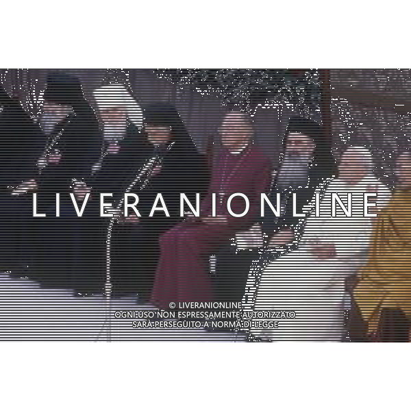 KAROL WOJTYLA, Sua Santita\' Papa Giovanni Paolo II, Vescovo di Roma, Citta\' del Vaticano. Fu eletto Papa il 16 ottobre 1978 - RETROSPETTIVA Nella foto durante l\'incontro con i capi religiosi ad Assisi il 27.10.1986 ©Archivio Giovanni Liverani/AGENZIA ALDO LIVERANI SAS