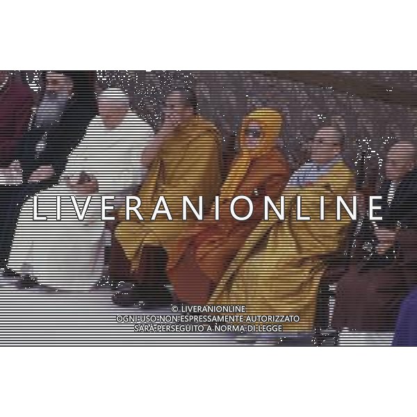 KAROL WOJTYLA, Sua Santita\' Papa Giovanni Paolo II, Vescovo di Roma, Citta\' del Vaticano. Fu eletto Papa il 16 ottobre 1978 - RETROSPETTIVA Nella foto durante l\'incontro con i capi religiosi ad Assisi il 27.10.1986 ©Archivio Giovanni Liverani/AGENZIA ALDO LIVERANI SAS