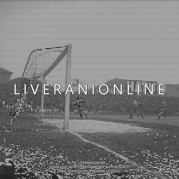 03-02-1957 ALESSANDRIA-CAMPIONATO DI CALCIO SERIE B ALESSANDRIA MODENA 2-0 NELLA FOTO AZIONE DI GIOCO AG ALDO LIVERANI SAS
