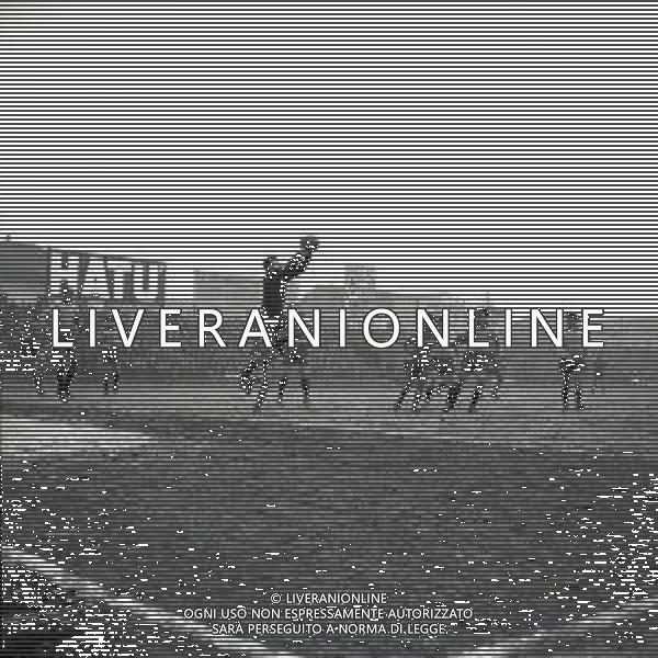 03-02-1957 ALESSANDRIA-CAMPIONATO DI CALCIO SERIE B ALESSANDRIA MODENA 2-0 NELLA FOTO AZIONE DI GIOCO AG ALDO LIVERANI SAS