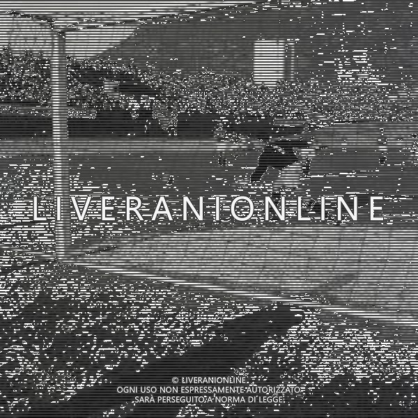 24-02-1957 COMO CAMPIONATO DI CALCIO SERIE B COMO SIMMENTHAL MONZA 2-1 NELLA FOTO AZIONE DI GIOCO AG ALDO LIVERANI SAS