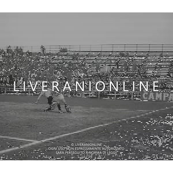 17-02-1957 LEGNANO- CAMPIONATO DI CALCIO SERIE B LEGNANO MESSINA 2-0 NELLA FOTO AZIONE DI GIOCO AG ALDO LIVERANI SAS