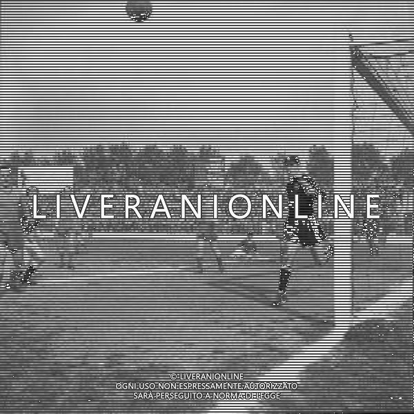 07-04-1957 MONZA-CAMPIONATO DI CALCIO SERIE B MONZA SIMMENTHAL ALESSANDRIA 2-1 NELLA FOTO AZIONE DI GIOCO AG ALDO LIVERANI SAS