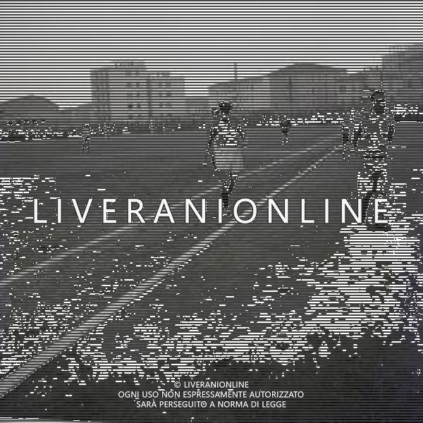 03-03-1957 PARMA CAMPIONATO DI CALCIO SERIE B PARMA COMO 0-0 NELLA FOTO AZIONE DI GIOCO AG ALDO LIVERANI SAS