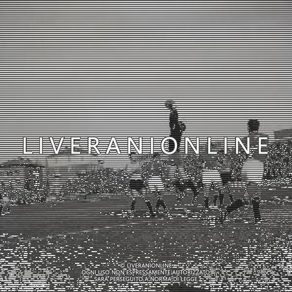03-03-1957 PARMA CAMPIONATO DI CALCIO SERIE B PARMA COMO 0-0 NELLA FOTO AZIONE DI GIOCO AG ALDO LIVERANI SAS