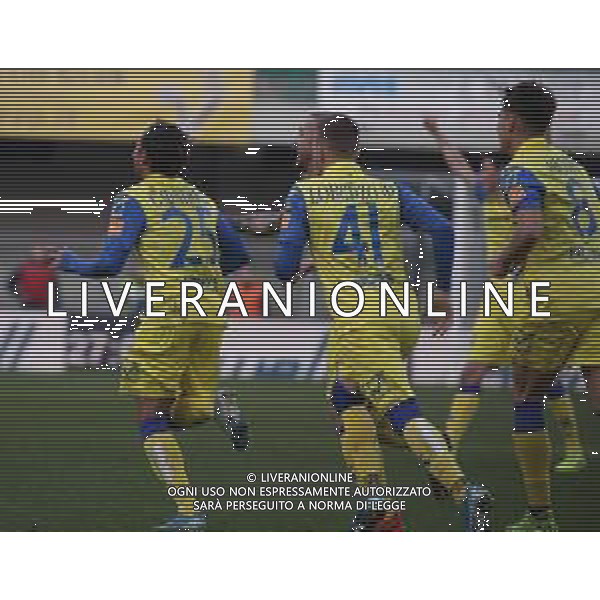 CHIEVO - BENEVENTO CAMPIONATO CALCIO SERIE B 26.12.2019 NELLA FOTO ESULTANZA DOPO IL GOL DI EMANUEL VIGNATO ©SANTANDREA/AGENZIA ALDO LIVERANI SAS