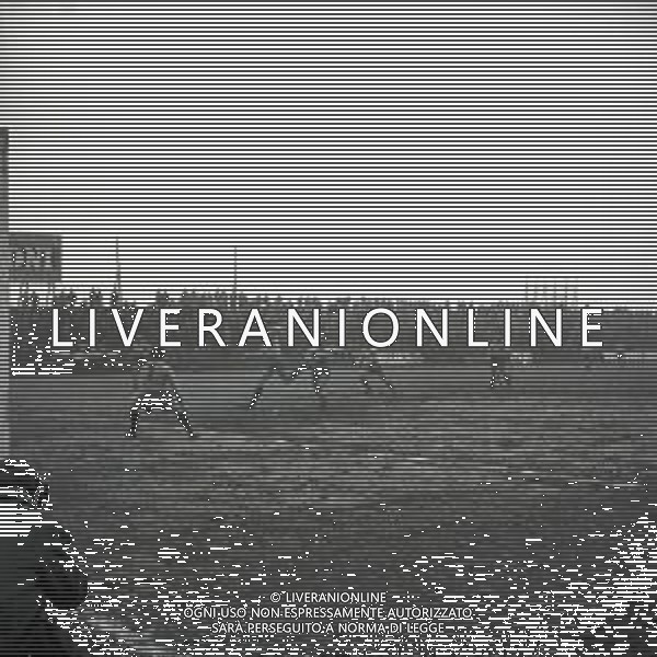 10-02-1957 BUSTO ARSIZIO CAMPIONATO DI CALCIO SERIE B PROPATRIA MODENA 1-1 NELLA FOTO AZIONE DI GIOCO AG ALDO LIVERANI SAS
