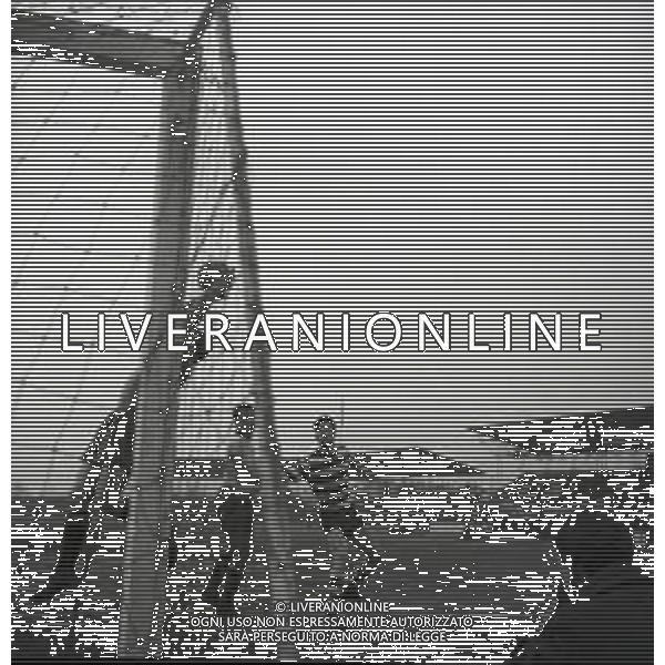 10-02-1957 BUSTO ARSIZIO CAMPIONATO DI CALCIO SERIE B PROPATRIA MODENA 1-1 NELLA FOTO AZIONE DI GIOCO AG ALDO LIVERANI SAS