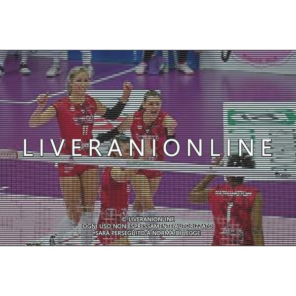 Campionato di Volley Serie A1 Femminile 2019/2020 Treviso, Italia 26/12/2019 Imoco Volley Conegliano vs Unet E-Work Busto Arsizio Nella foto: Esultanza Unet E-Work Yamamay Busto Arsizio FOTO ETTORE GRIFFONI-ALESSIO MARINI-AG ALDO LIVERANI SAS