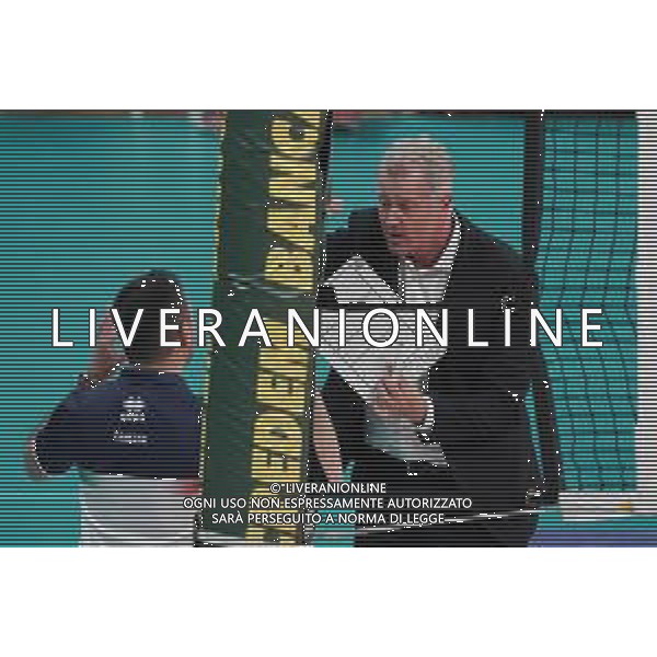 Campionato di Volley Superlega Serie A 2019/2020 Perugia, Italia 26/12/2019 Sir Safety Conad Perugia vs Top Volley Latina Nella foto: heynen vital (allenatore sir safety conad perugia) protesta FOTO LORIS CERQUIGLINI-ALESSIO MARINI-AG ALDO LIVERANI SAS