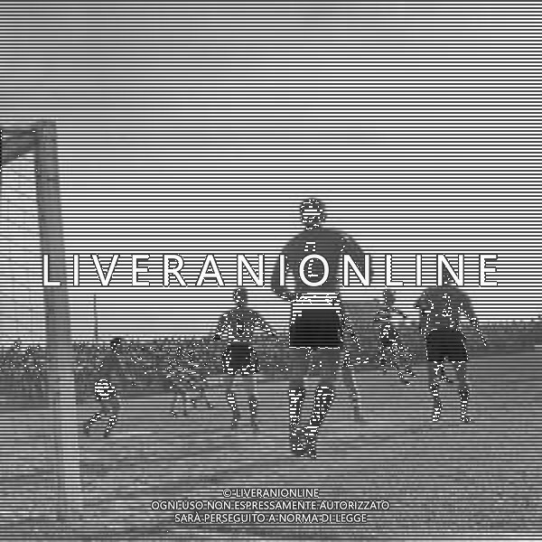 30-09-1956 BUSTO ARSIZIO CAMPIONATO DI CALCIO SERIE B PROPATRIA VENEZIA 0-3 NELLA FOTO AZIONE DI GIOCO AG ALDO LIVERANI SAS