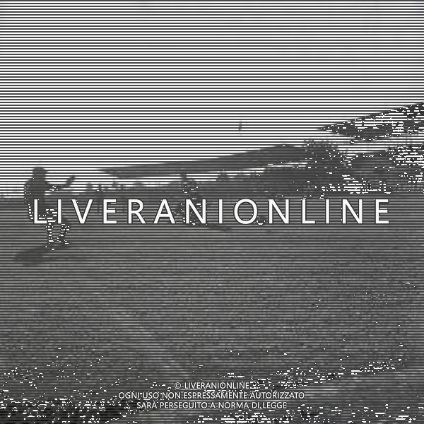 30-09-1956 BUSTO ARSIZIO CAMPIONATO DI CALCIO SERIE B PROPATRIA VENEZIA 0-3 NELLA FOTO AZIONE DI GIOCO AG ALDO LIVERANI SAS