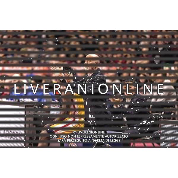 Campionato di Basket Serie A 2019/2020 Venezia, Italia 29/12/2019 Umana Reyer Venezia vs Carpegna Prosciutto Pesaro Nella foto: L\'applauso dell\'allenatore del Carpegna Prosciutto Basket Pesaro Giancarlo Sacco ai suoi giocatori FOTO MATTIA RADONI-ALESSIO MARINI-AG ALDO LIVERANI SAS