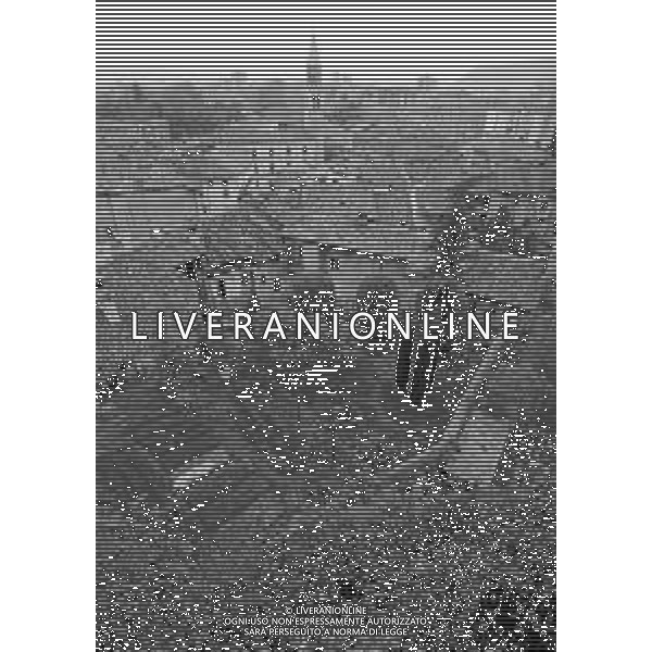 RETROSPETTIVA 1982 - Vedute di GORIZIA Citta\' divisa in due da un muro costruito nel 1947 sul confine italo-jugoslavo di Nova Gorica (Slovenia). Nella foto veduta dall\'alto ©Archivio Giovanni Liverani/ AGENZIA ALDO LIVERANI SAS