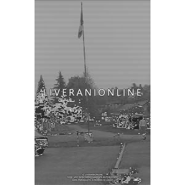 RETROSPETTIVA 1982 - Vedute di GORIZIA Citta\' divisa in due da un muro costruito nel 1947 sul confine italo-jugoslavo di Nova Gorica (Slovenia). Nella foto i binari della ferrovia Transalpina ©Archivio Giovanni Liverani/ AGENZIA ALDO LIVERANI SAS