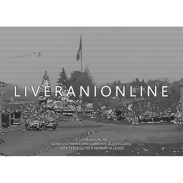RETROSPETTIVA 1982 - Vedute di GORIZIA Citta\' divisa in due da un muro costruito nel 1947 sul confine italo-jugoslavo di Nova Gorica (Slovenia). Nella foto i binari della ferrovia Transalpina ©Archivio Giovanni Liverani/ AGENZIA ALDO LIVERANI SAS