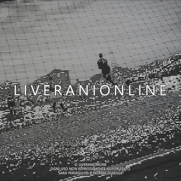 17-02-1957 REGGIO EMILIA-CAMPIONATO DI CALCIO SERIE C REGGIANA MESTRINA 1-0 NELLA FOTO AZIONE DI GIOCO AG ALDO LIVERANI SAS