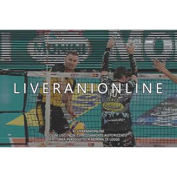 Amichevole di Volley Perugia, Italia 06/01/2020 Trofeo Monini - Sir Safety Conad Perugia vs Skra Belchatow Nella foto: petkovic dusan (n.21 opposto pge skra belchatow) schiaccia ©LM/ Loris Cerquiglini / AGENZIA ALDO LIVERANI SAS