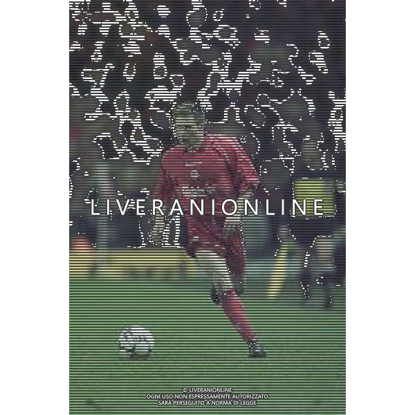 18-10-2000 LIVERPOOL -COPPA UEFA LIVERPOOL ROMA NELLA FOTO Nick Barmby AG ALDO LIVERANI SAS