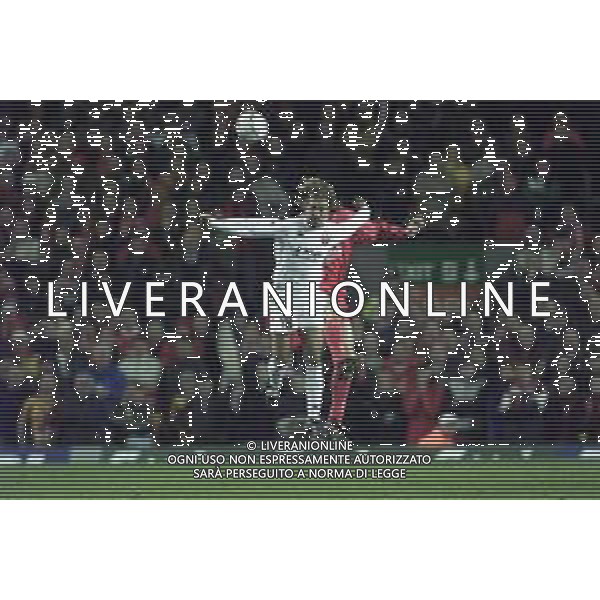 18-10-2000 LIVERPOOL -COPPA UEFA LIVERPOOL ROMA NELLA FOTO GABRIEL BATISTUTA AG ALDO LIVERANI SAS