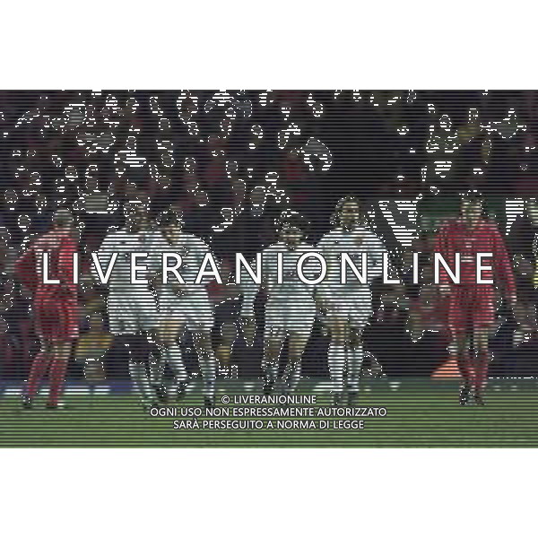 18-10-2000 LIVERPOOL -COPPA UEFA LIVERPOOL ROMA NELLA FOTO ABBRACI GIOCATORI ROMA DOPO IL GOAL AG ALDO LIVERANI SAS