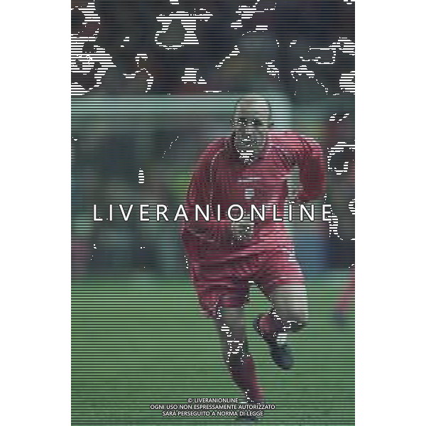 18-10-2000 LIVERPOOL -COPPA UEFA LIVERPOOL ROMA NELLA FOTO Gary McAllister AG ALDO LIVERANI SAS