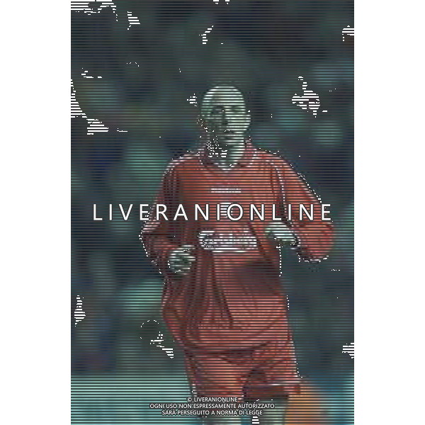 18-10-2000 LIVERPOOL -COPPA UEFA LIVERPOOL ROMA NELLA FOTO Gary McAllister AG ALDO LIVERANI SAS