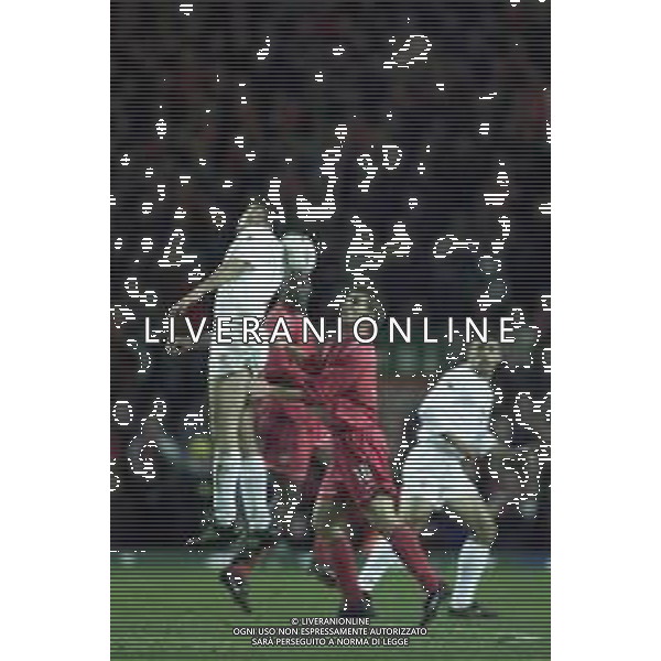18-10-2000 LIVERPOOL -COPPA UEFA LIVERPOOL ROMA NELLA FOTO Michael Owen AG ALDO LIVERANI SAS
