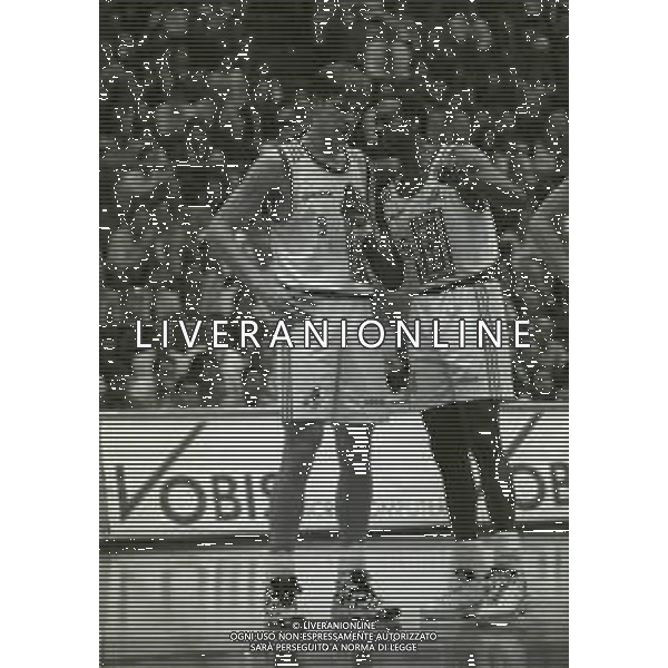 28-05-1996 MILANO FINALE DI BASKET SCUDETTO STEFANEL MILANO-TEAMSYSTEM BOLOGNA NELLA FOTO ALESSANDRO DE POL E ROLANDO BLACKMAN AG ALDO LIVERANI SAS
