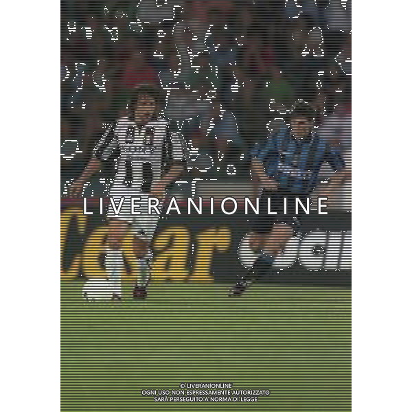 08-08-1997 UDINE TORNEO BIRRA MORETTI INTER -JUVENTUS E UDINESE NELLA FOTO ALESSANDRO DEL PIERO E JAVIER ZANETTI AG ALDO LIVERANI SAS