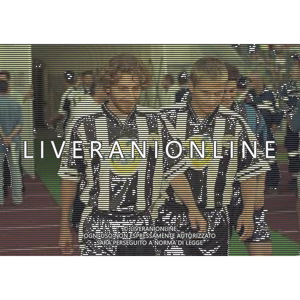 08-08-1997 UDINE TORNEO BIRRA MORETTI INTER -JUVENTUS E UDINESE NELLA FOTO JONATHAN BACHINI E MARTIN JORGENSEN AG ALDO LIVERANI SAS