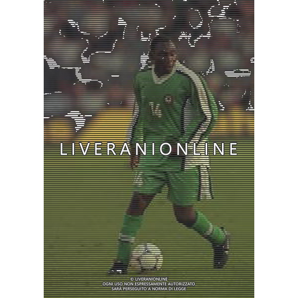 22-04-1998 COLONIA- AMICHEVOLE INTERNAZIONALE GERMANIA NIGERIA 1-0 NELLA FOTO Emmanuel Amunike AG ALDO LIVERANI SAS
