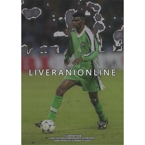 22-04-1998 COLONIA- AMICHEVOLE INTERNAZIONALE GERMANIA NIGERIA 1-0 NELLA FOTO NWANKO KANU AG ALDO LIVERANI SAS